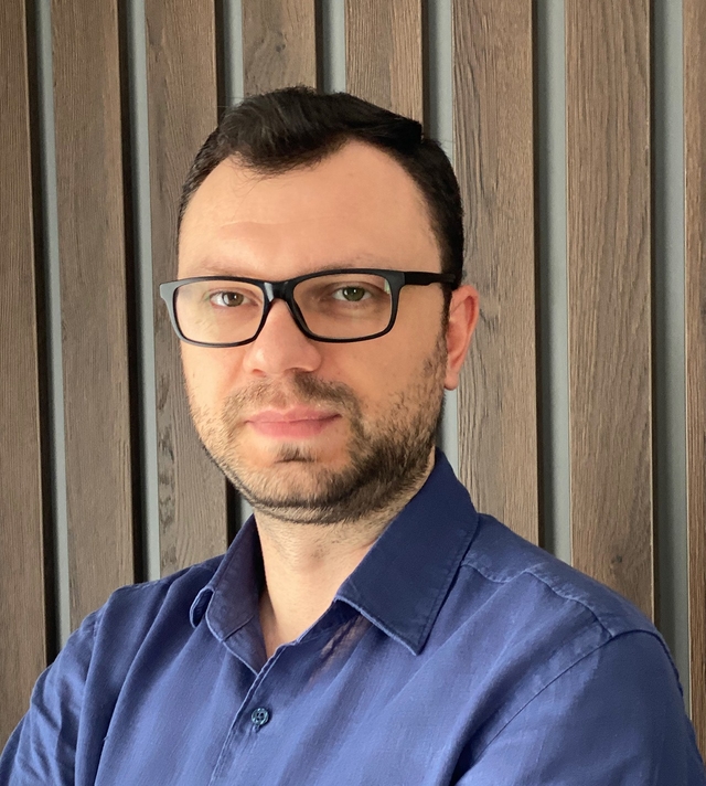 Alex - Founder QuotablME